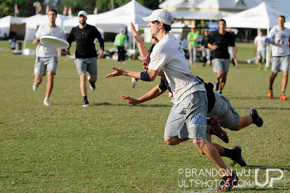 Open Finals - Revolver vs. Ironside - 2011 USAU Club Championships