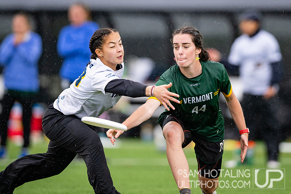 Quarterfinals at USAU DI College Championships