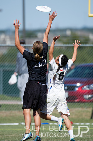 USAU_Nationals_2013_Saturday_20131019_140226_JBP8934
