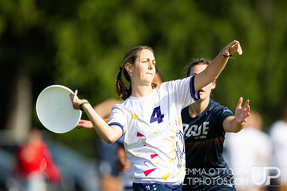 Saturday full coverage from USAU D-I College Championships, UC Santa Cruz vs UC Davis