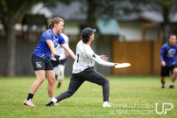 Sunday full coverage from USAU D-IIII College Championships: Round 2