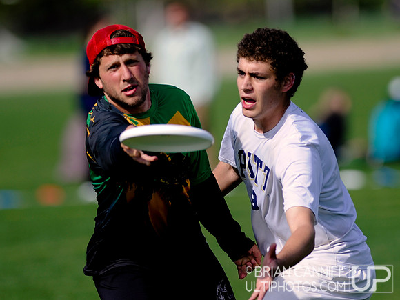 Saturday 8:30am round -- 2011 USAU College Championships