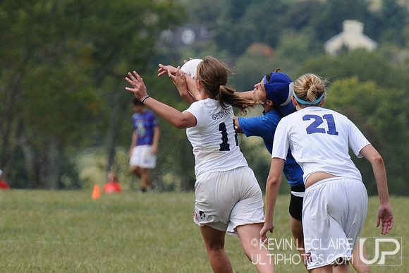 Sunday Women's Division - Georgetown v. Dirty Ladies A - 2009 Capital Sectionals