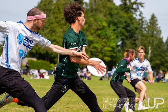 Day 3 of the USA Ultimate D-I College Championships
