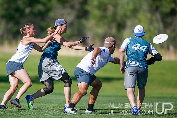Day 2 of 2022 USA Ultimate Masters Championships
