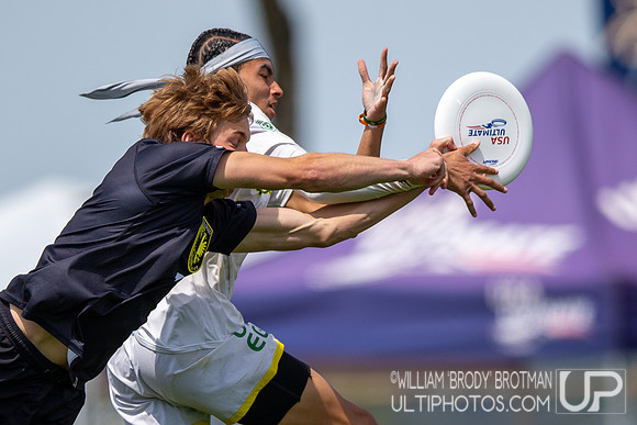 Day 3 of the USA Ultimate D-I College Championships