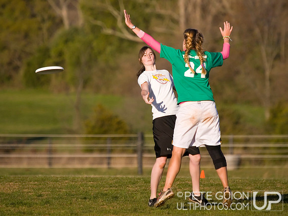 Women's Saturday Round 5 Games -- CUFF 2010