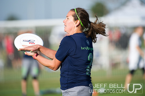 USAU_Nationals_2013_Thursday_20131017_092533_JBP0192