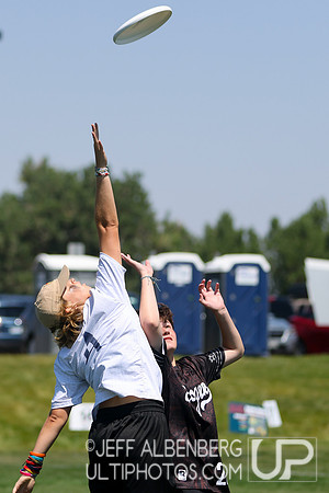Pool play at USAU Youth Club Championships