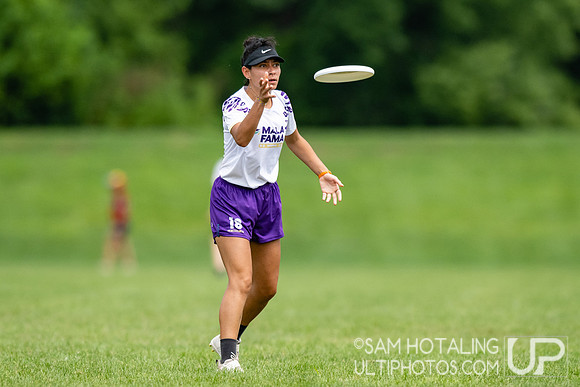 Malafama vs TOKYO Mavericks in pool play at World Ultimate Club Championships