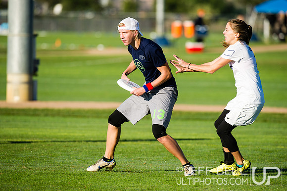 USAU_Nationals_2013_Thursday_20131017_090135_JBP0036
