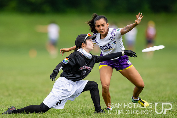 Malafama vs TOKYO Mavericks in pool play at World Ultimate Club Championships