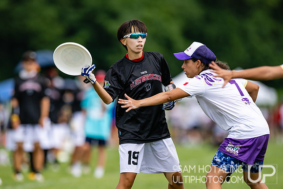 Malafama vs TOKYO Mavericks in pool play at World Ultimate Club Championships