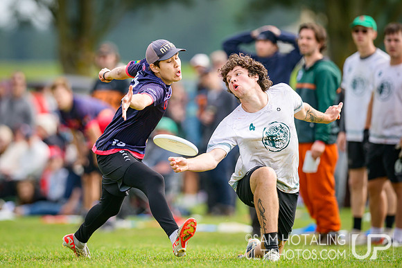 Semifinals at USAU D-III College Championships