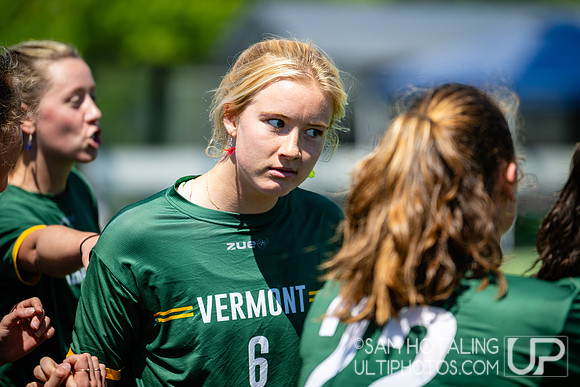 Women’s pool play at USAU DI College Championships