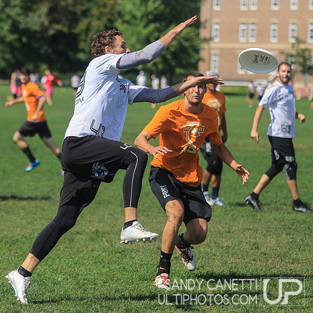 Sunday Action - 2016 USAU Northeast Regionals