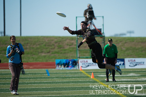 Drag'n Thrust vs. Ghosts Mixed Semi 2013 USA Ultimate Club Natio