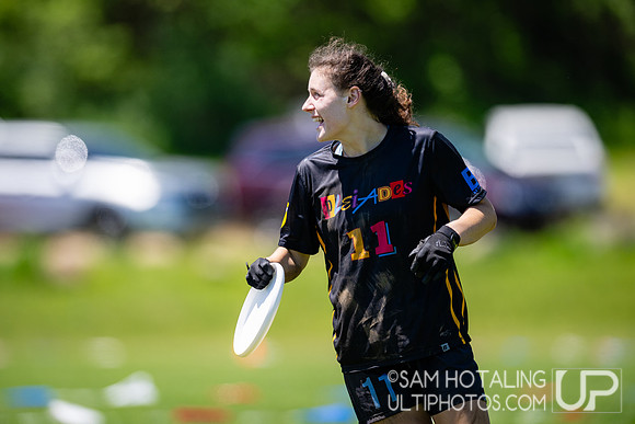 Women’s pool play at USAU DI College Championships