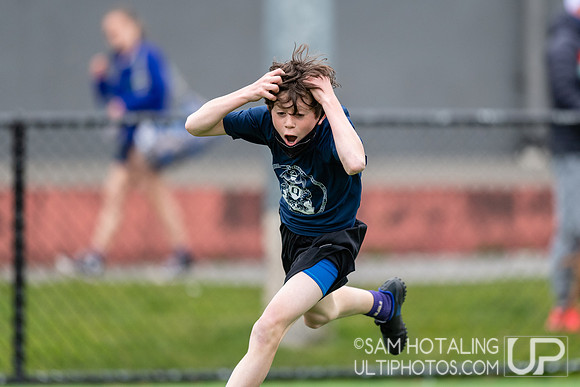 Youth ultimate frisbee at Seven Hills Invite
