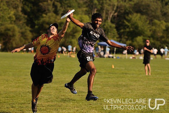 Saturday Elite Open division action -- Chesapeake Open 2010