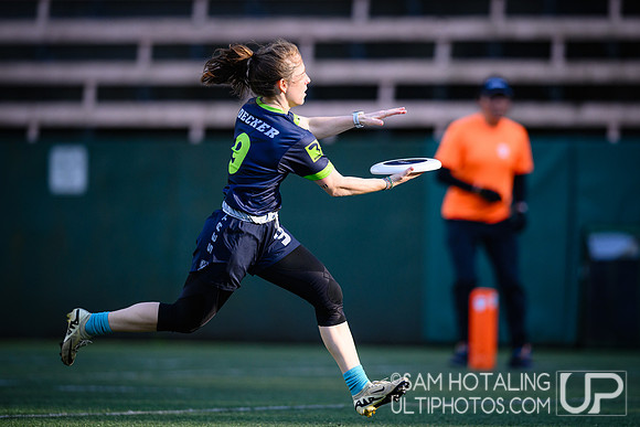 Highlights from Seattle Tempest 2025 Home Opener at Memorial Stadium