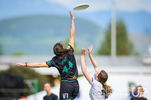 Highlights: semifinals at USAU D-I College Championships