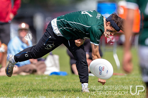 Day 3 of the USA Ultimate D-I College Championships