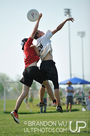 Sunday Open Bracket Play - 2012 USAU D-III College Championships