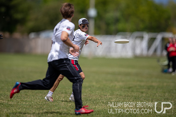 Day 1 of the USA Ultimate D-I College Championships