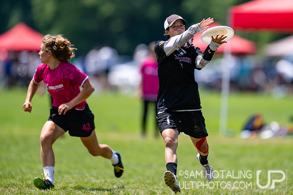 TOKYO Mavericks vs Revolution in quarterfinals at World Ultimate Club Championships