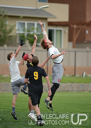 2012 USAU D-I College Championships Friday Action