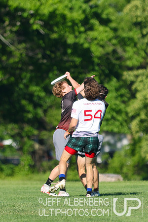 Pool play at USAU D1 College Championships