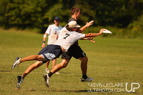 Sunday Elite Open Playoff action -- Chesapeake Open 2010