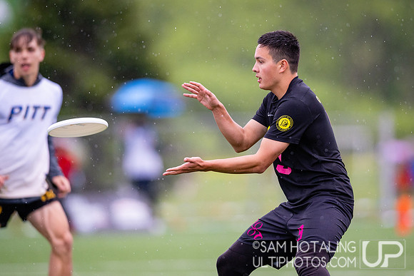 Pre-quarterfinals at USAU DI College Championships