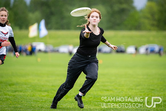 Pool play round II at DiscNW Spring Reign