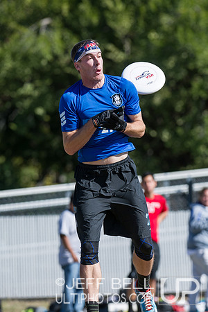 USAU_Nationals_2013_Sunday_20131020_145427_JBP12971