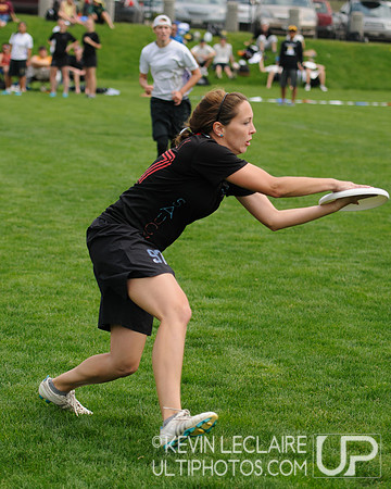 2012 USAU D-I College Championships Friday Action
