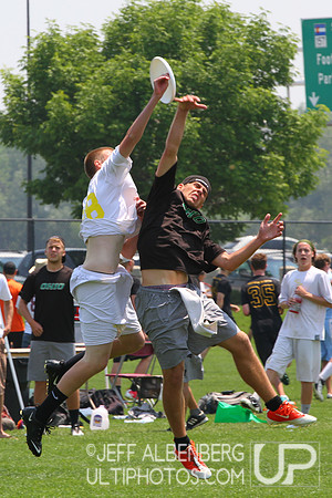 Saturday Open division action from 2012 College Nationals