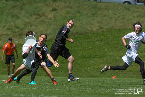 SF Dogfish v. Seattle Rainmakers at Boxer Stadium 4/12/2014