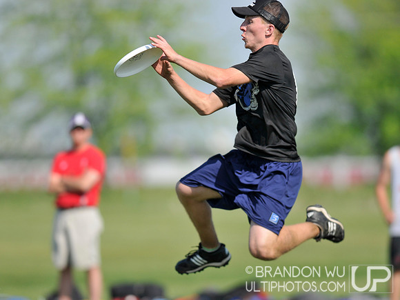 Saturday Open Pool Play & Crossovers - 2012 USAU D-III College Championships