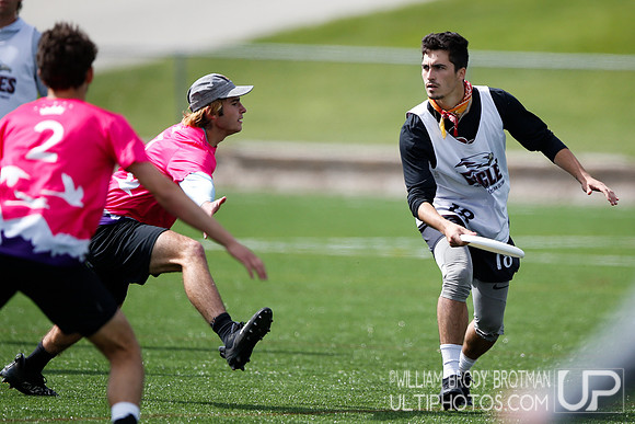 Day 2 of USA Ultimate 2022 D-III College Championships