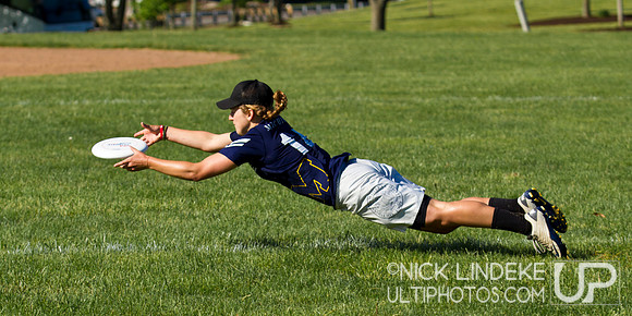 2014 USAU D-I College Champs Saturday Action