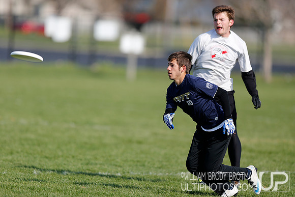 Sunday Action - USA Ultimate 2014 College Division I Ohio Valley Regional Tournament