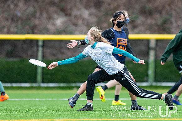 Youth ultimate frisbee at Seven Hills Invite