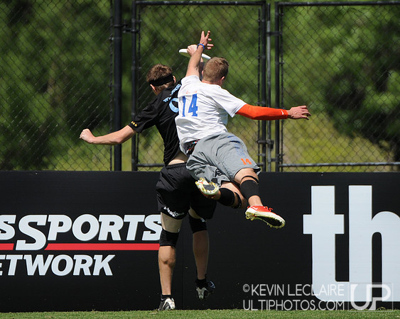 Friday 2:30pm round -- 2011 USAU College Championships