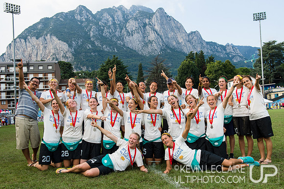 Fury Team Photo (Women's Silver Medalists) - WUCC Saturday Award