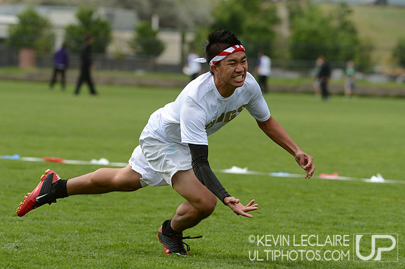 2012 USAU D-I College Championships Friday Round 1 Action