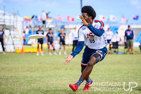Power-pool play during World Ultimate Championships at Runaway Bay Precinct