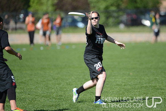 2012 USAU D-I College Championships Sunday Action