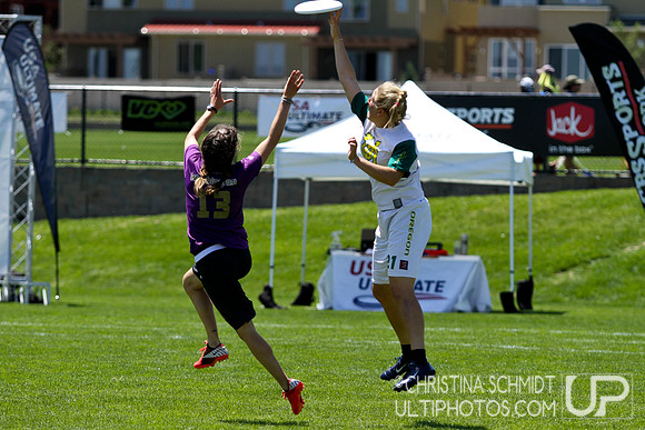 2012 USAU D-I College Championships Monday Women's Finals